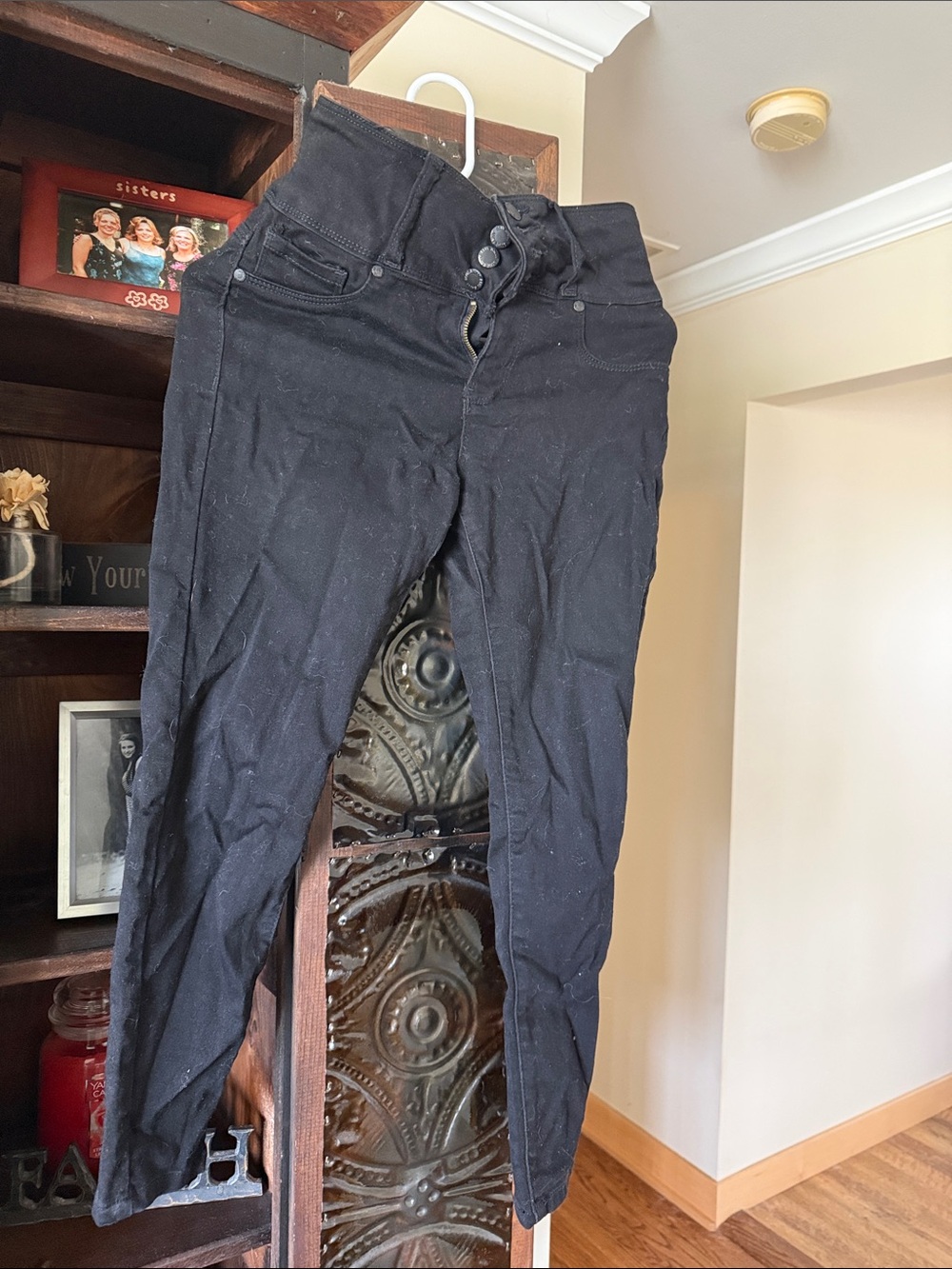 Black High-Waist Skinny Jeans with Button-Fly